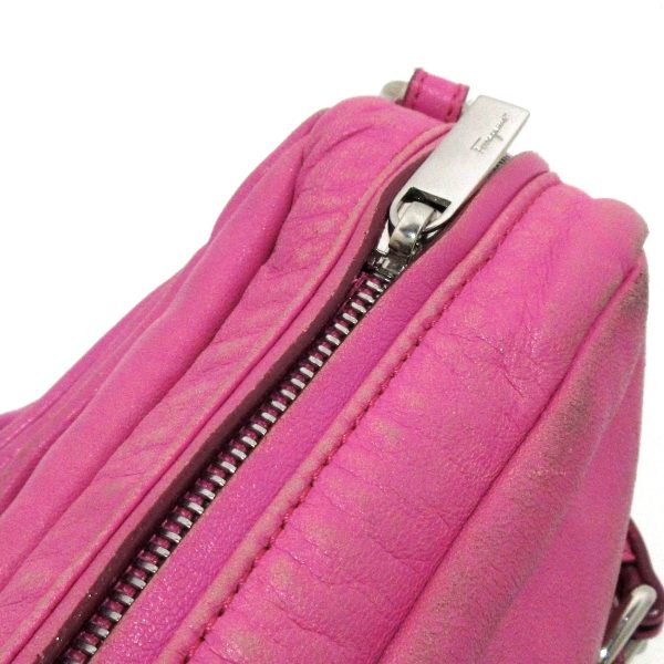 37602914 10 Salvatore Ferragamo Vara Leather Shoulder Bag Pink