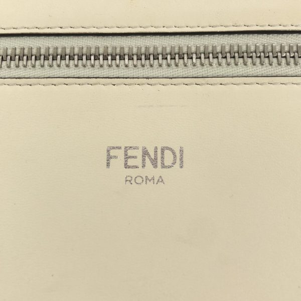 37603582 7 Fendi Handbag Leather White