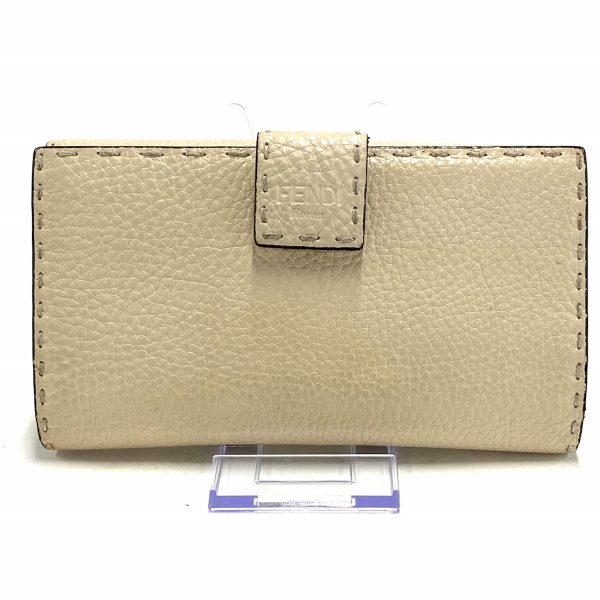 37629939 2 Fendi Wallet Leather Ivory