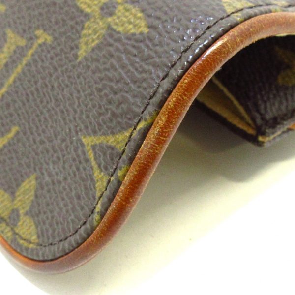 37662294 9 Louis Vuitton Pochette Florentine Canvas Monogram Waist Pouch Brown