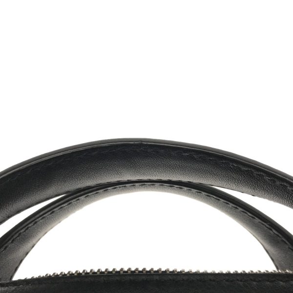 37675332 8 Fendi Handbag Leather Black Silver