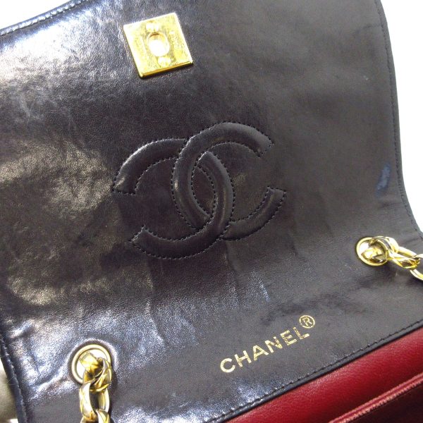 37746913 14 Chanel Matelasse Shoulder Bag Lambskin Black