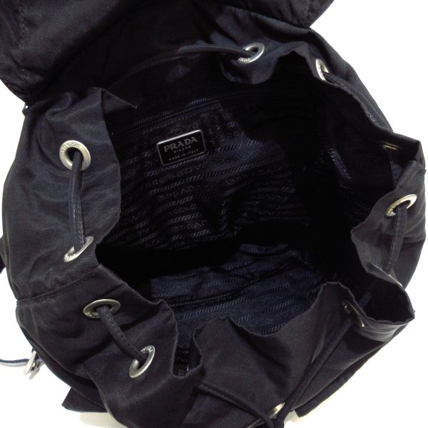 37780915 6 Prada Rucksack Nylon Leather Black