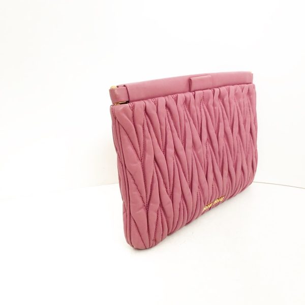 37805129 2 MIU MIU Matelasse clutch bag leather pink