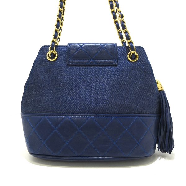 37831764 3 Chanel Matelasse Shoulder Bag Lambskin Navy Raffia