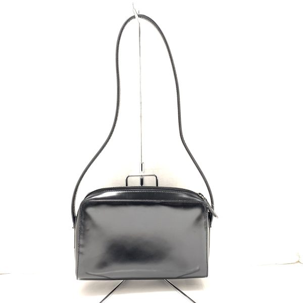 37849356 1 Gucci Leather Shoulder Bag Black