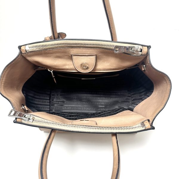 37850756 7 Prada Tote Bag Leather Beige