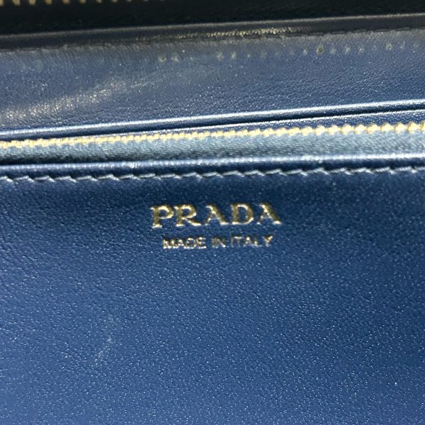 37868600 5 Prada Long Wallet Leather Navy