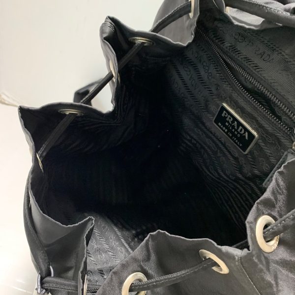 37871020 7 Prada Rucksack Nylon Leather Black