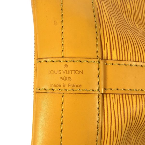 37871506 7 Louis Vuitton Noe Leather Shoulder Bag Jaune