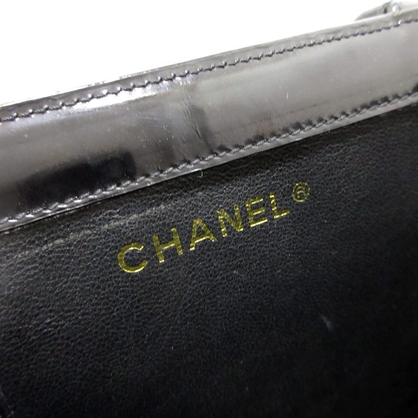 37872366 7 Chanel Tote Bag Interior Deterioration Enamel Leather Black