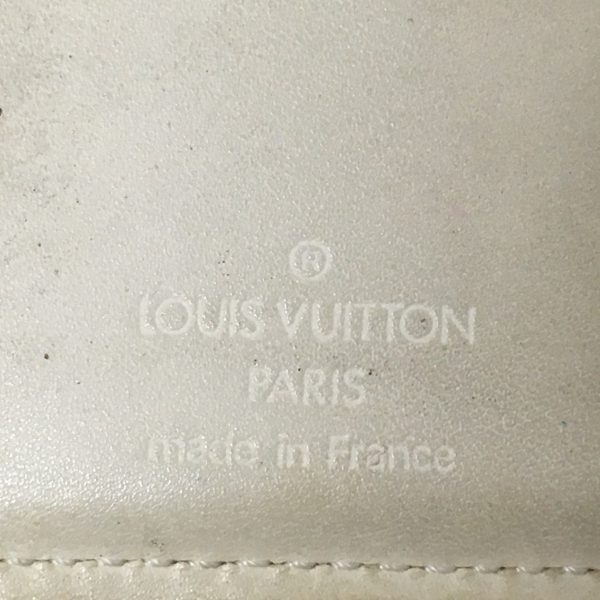 37873704 5 Louis Vuitton Portomone Viennese Patent Leather Bifold Wallet Soft Beige