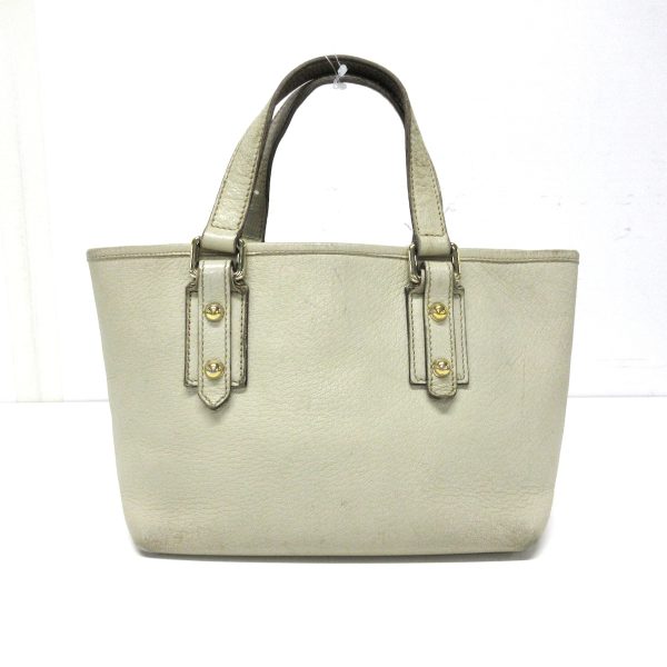 37880647 3 Gucci Leather Tote Bag Ivory