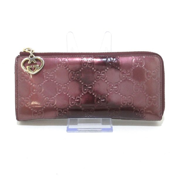 37883703 1 Gucci Lovely Shimaline Enamel Wallet Bordeaux