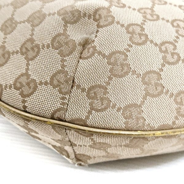 37884470 5 Gucci Gg Pattern Jacquard Shoulder Bag Beige