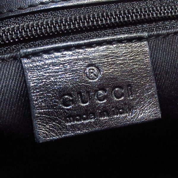 37885626 7 Gucci Jackie Gg Pattern Jacquard Shoulder Bag Black