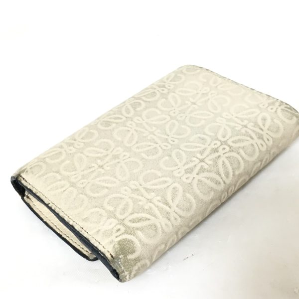 37889532 11 Loewe Trifold Wallet Embossed Leather White