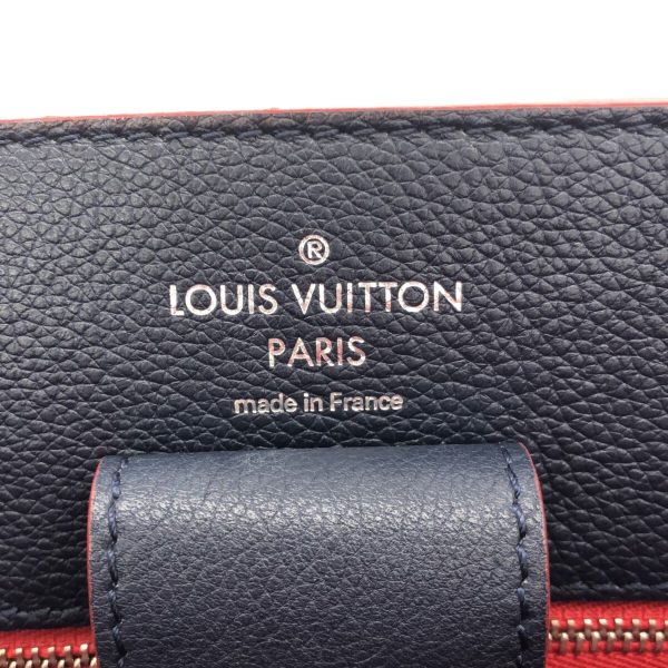 37895411 7 Louis Vuitton Lock Me Bucket Calf Leather Shoulder Bag Marine Rouge