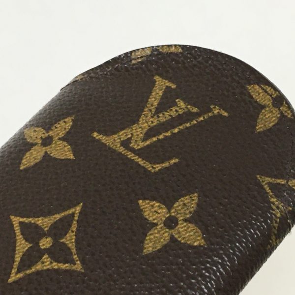 37896382 7 Louis Vuitton Multicleron Monogram Canvas Key Case Brown