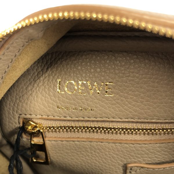 37896891 7 Loewe Amazona 28 Handbag Soft Grain Calf Leather Gray Beige