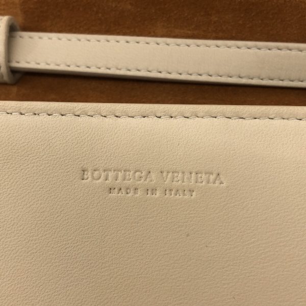 37898063 7 Bottega Veneta Cassette Mini Shoulder Bag Leather Ivory