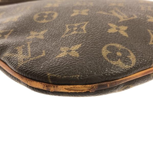 37898738 5 Louis Vuitton Pochette Bossfall Shoulder Bag Monogram Canvas