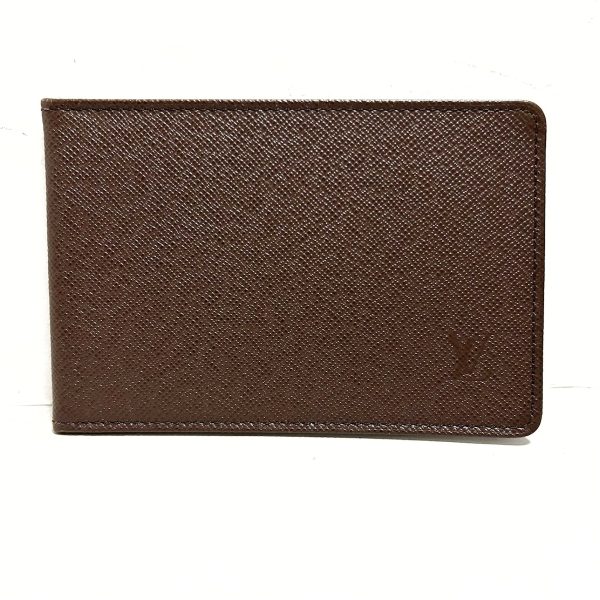 37899907 1 Louis Vuitton Accessory Case Taiga Leather Brown