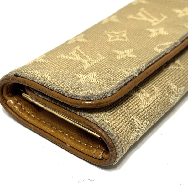 37902339 6 Louis Vuitton Multicle Jacquard Leather Key Case Beige