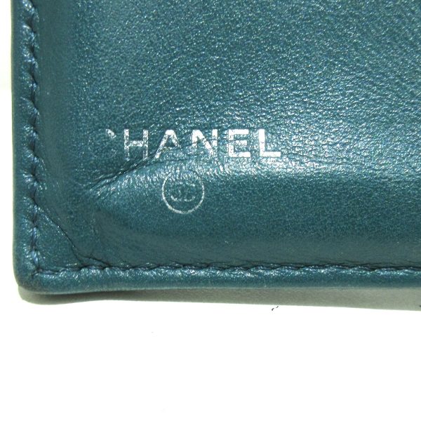 37907778 5 Chanel Matelasse Trifold Wallet Silver Hardware Caviar Skin Blue Green