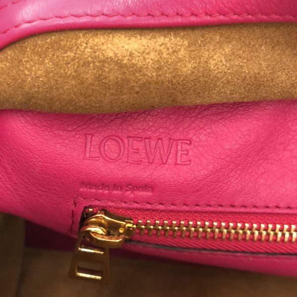 37909234 7 Loewe Amazona 28 Handbag Classic Calf Leather Pink