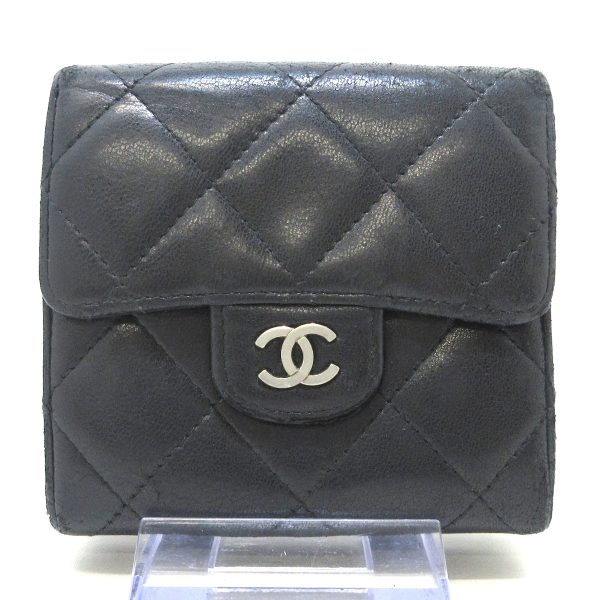 37920916 2 Chanel Matelasse W Hook Wallet Silver Hardware Lambskin Black