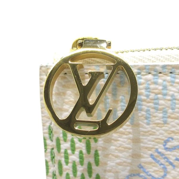 37923297 5 Louis Vuitton Porte Calthromie Damier Canvas Coin Case Pistachio