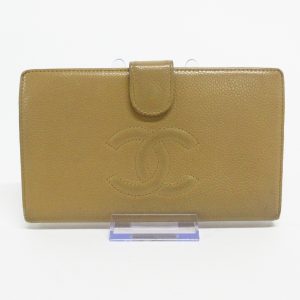 37928863 1 Gucci Abbey Line Shoulder Bag