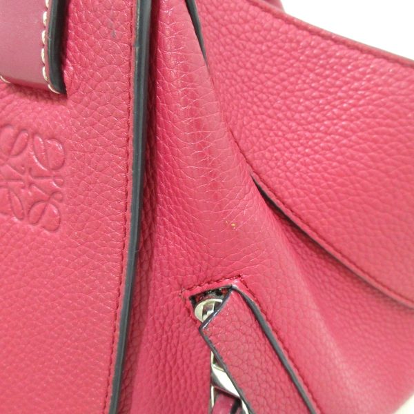 37932649 16 Loewe Hammock Bag Small Handbag Leather Red