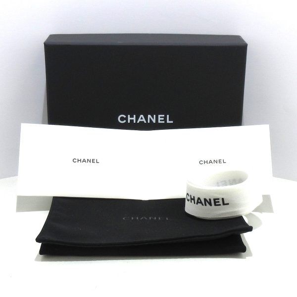 38066293 9 Chanel Matelasse Coin Case Gold Hardware Caviar Skin Black