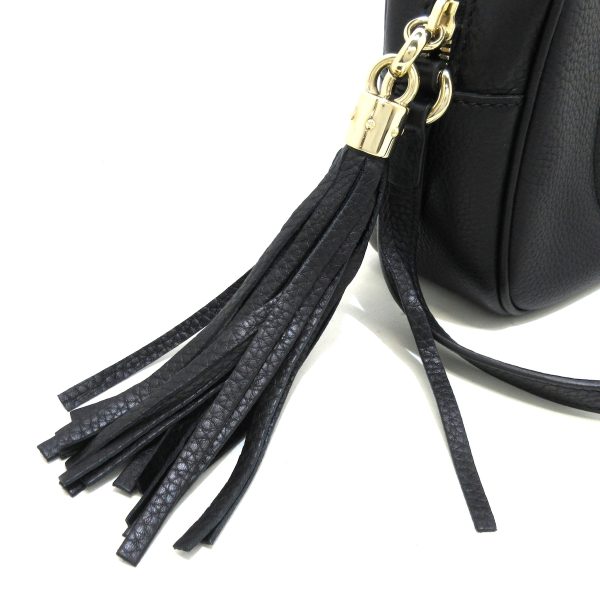 38450620 13 Gucci Soho Leather Shoulder Bag Tassel Black