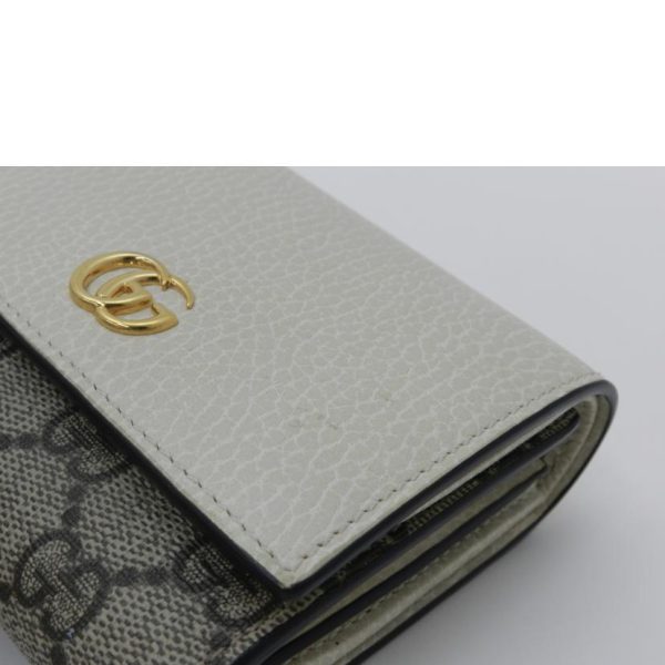 38497 8 Gucci GG Marmont GG Supreme Compact Wallet White