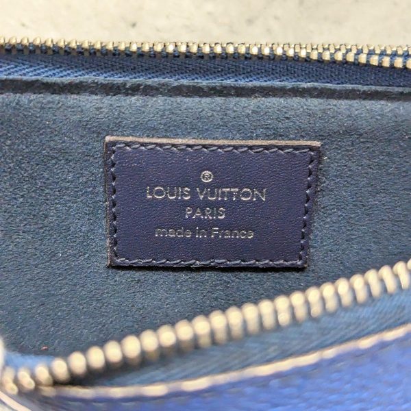 384 19 Louis Vuitton Escal Pochette Double Zip Chain Bag Black