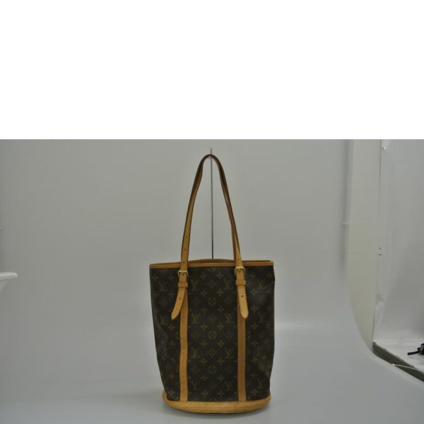 38774 2 Louis Vuitton Bucket GM Pouch Monogram