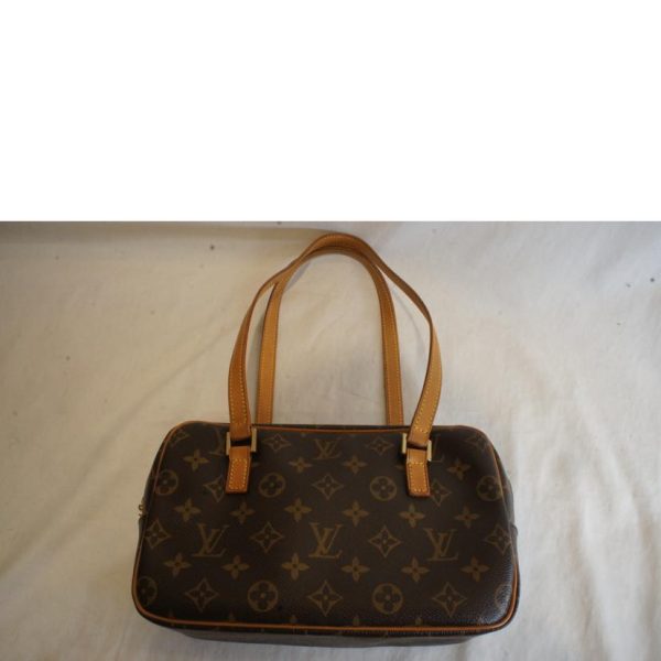 39390 2 Louis Vuitton Cite MM Shoulder Bag Monogram