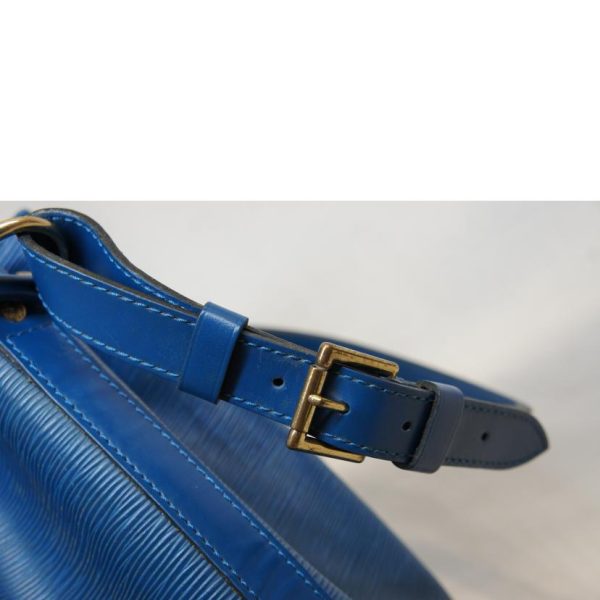 39868 4 Louis Vuitton Noe Epi Bag Toledo Blue