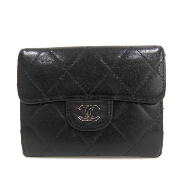 39900 1 Chanel Matelassé Compact Wallet