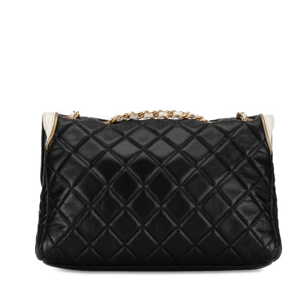 3i5cpho2egiil7bp 3 CHANEL Matelasse Shoulder Bag Black Gold White Lambskin