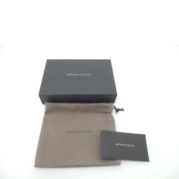 40252 6 Bottega Veneta Intrecciato Passport Case Grey