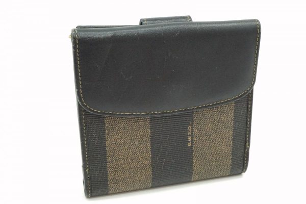 40421 8794k 2 FENDI Vintage Pecan W Hook Bifold Wallet FF Logo PVC Leather Black