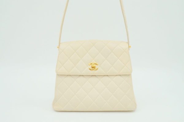 40489 8754h 1 CHANEL Matelasse CocoMark Flap Caviar Skin White