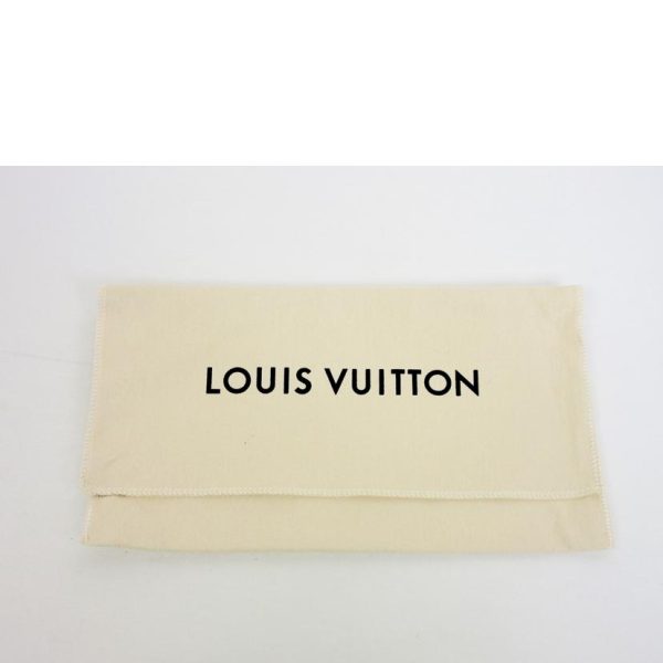 40897 6 Louis Vuitton Portefeuil Capucines Taurillon Wallet Noir