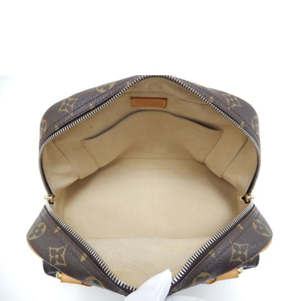 41995 5 Louis Vuitton Manhattan PM Bag Monogram