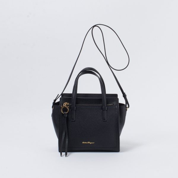 42784609b Ferragamo 2WAY bag AMY Black