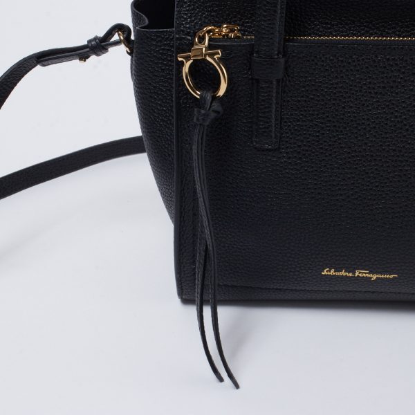 42784609g Ferragamo 2WAY bag AMY Black